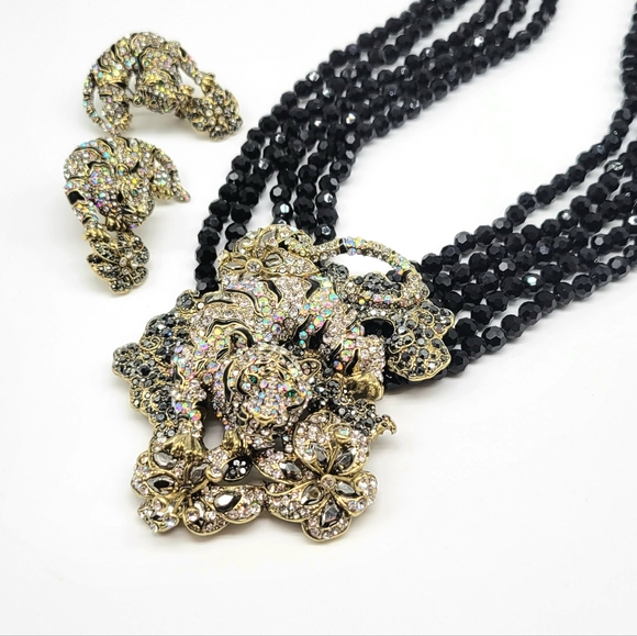 Heidi Daus Year of the Tiger Aurora Borealis Swarovski Crystal Tiger Jewelry Set - Picture 4 of 14